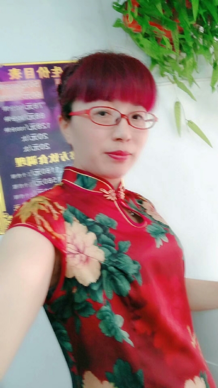 平凡女人的第一张照片--宁德相亲服务中心