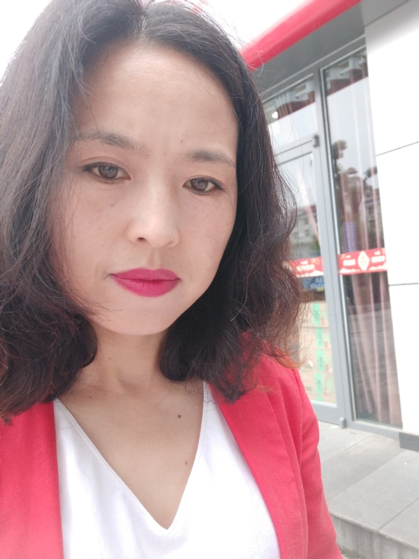 枫叶飘零的第一张照片--宁德相亲服务中心