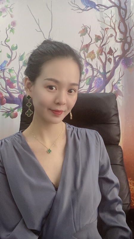 潇潇的第一张照片--宁德相亲服务中心