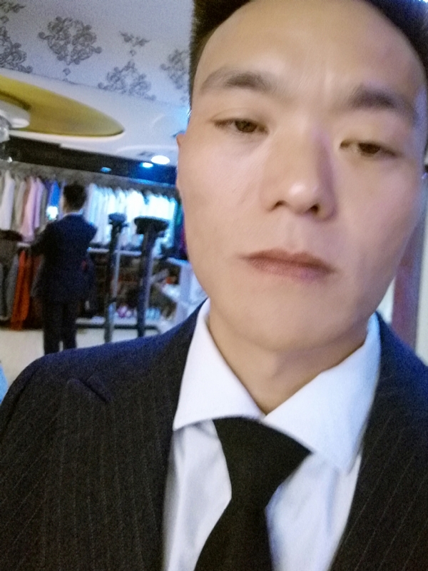 醉酒的蝴蝶的第二张照片--宁德相亲服务中心
