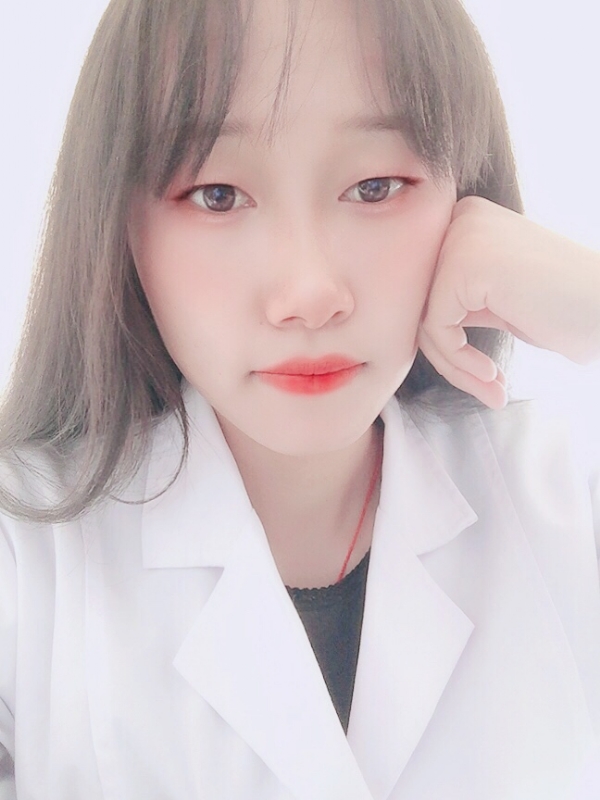 白婚纱的第一张照片--宁德相亲服务中心