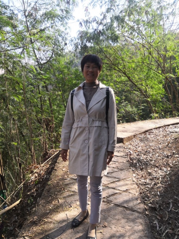 兰草的第一张照片--宁德相亲服务中心