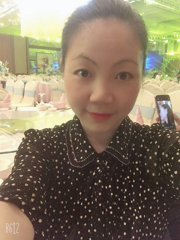 泡沫的第一张照片--宁德相亲服务中心