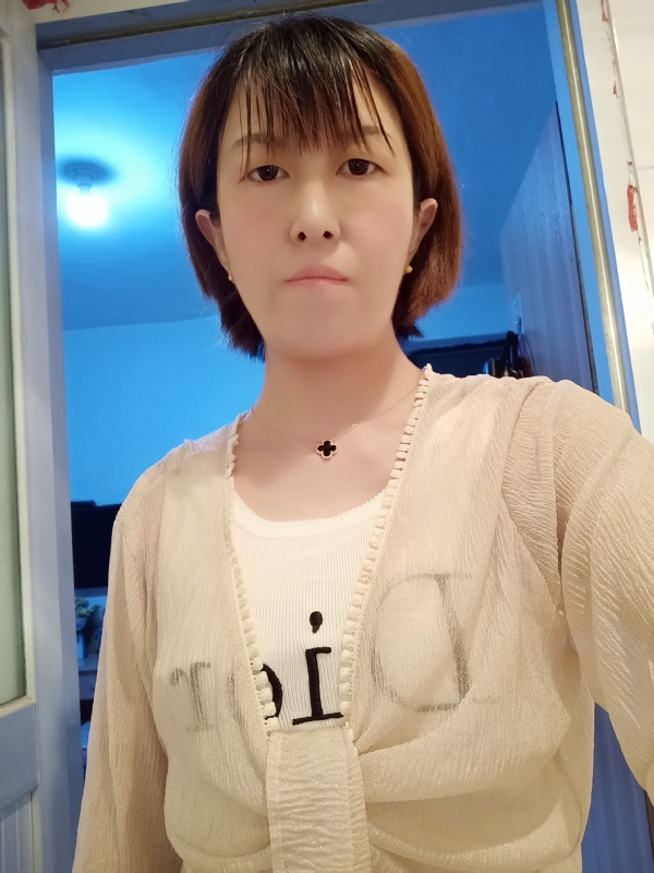 芬儿的第一张照片--宁德相亲服务中心