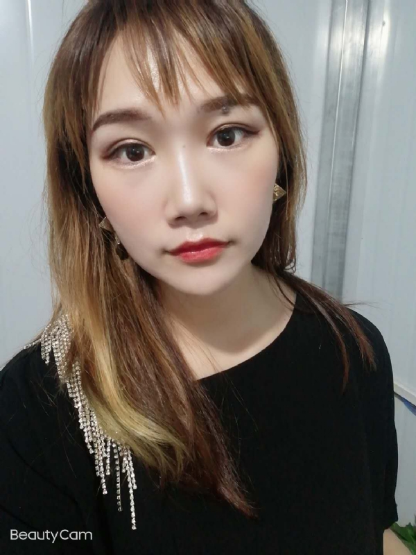 艾薇的第四张照片--宁德相亲服务中心