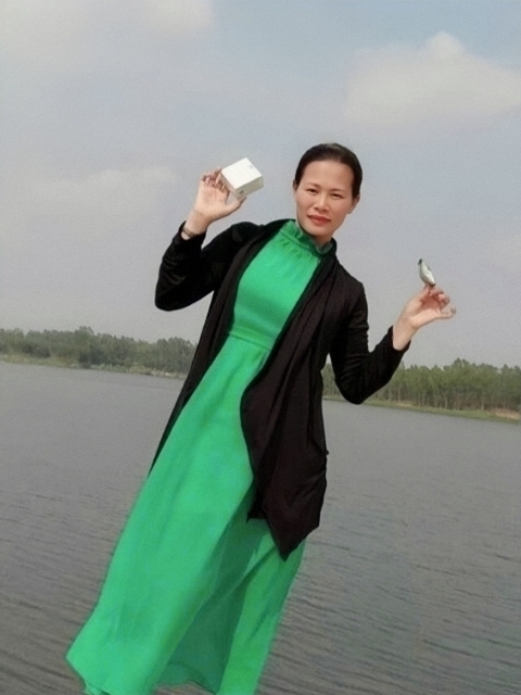 李梅的第三张照片--宁德相亲服务中心