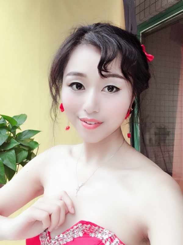 薇薇的第一张照片--宁德相亲服务中心