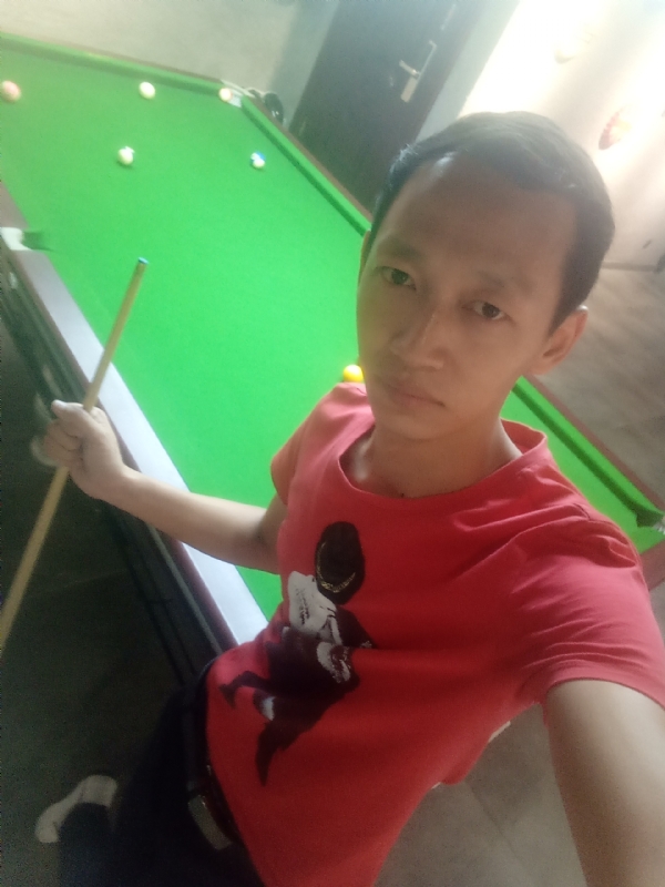 耳机分你一半的第一张照片--宁德相亲服务中心