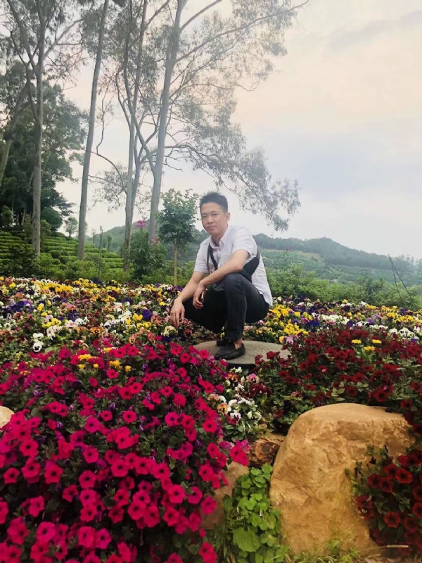 小郑的第一张照片--宁德相亲服务中心