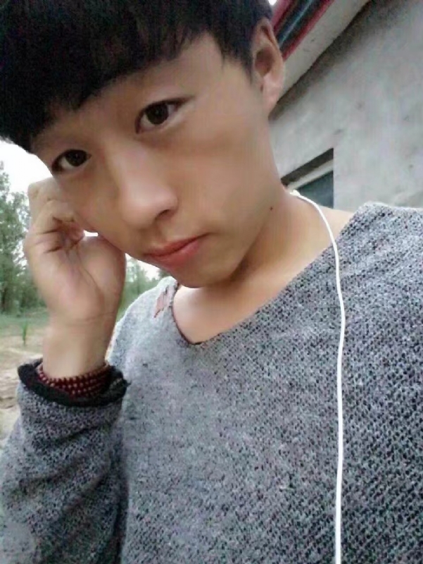 小胡的第一张照片--宁德相亲服务中心