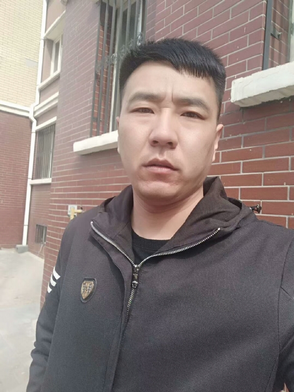 谁伴我闯荡的第一张照片--宁德相亲服务中心