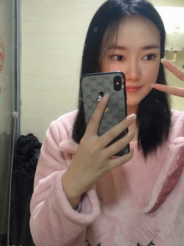叶落知秋的第一张照片--宁德相亲服务中心