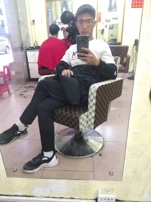 hushuai的第一张照片--宁德相亲服务中心