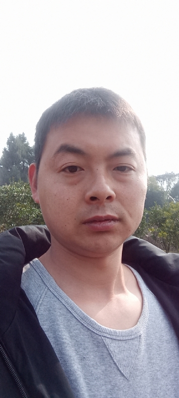 亲亲抱抱我爱你的第一张照片--宁德相亲服务中心
