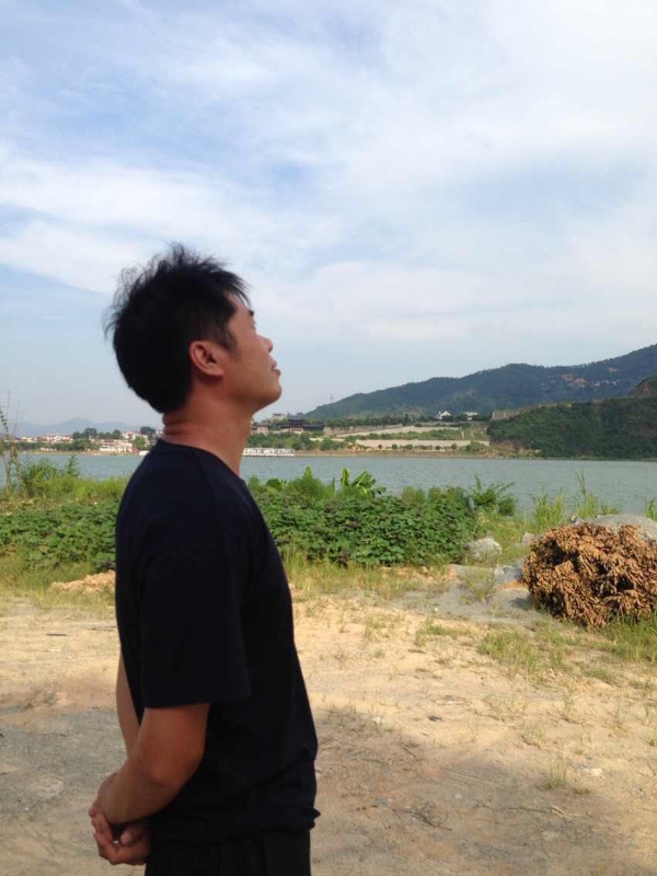 雾里看花的第一张照片--宁德相亲服务中心