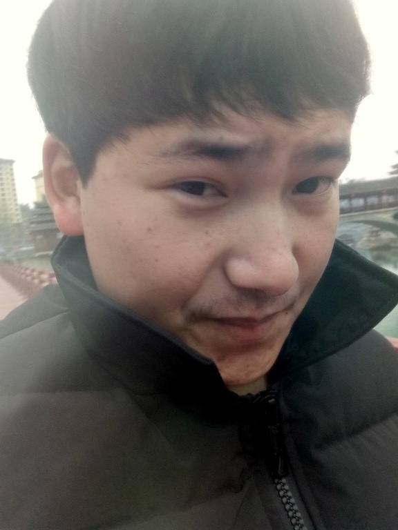 侗族青年作家超超的第二张照片--宁德相亲服务中心