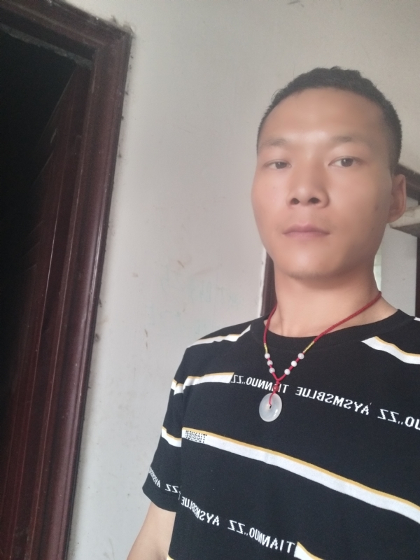 爱，请深爱的第一张照片--宁德相亲服务中心