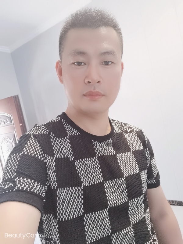 快乐无罪的第一张照片--宁德相亲服务中心