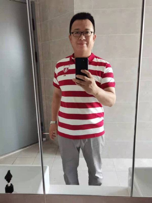 行走的打桩机的第一张照片--宁德相亲服务中心
