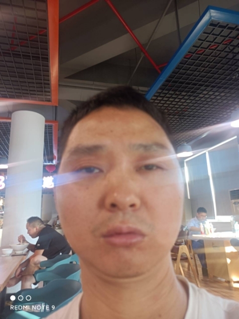 专情、互爱的第二张照片--宁德相亲服务中心
