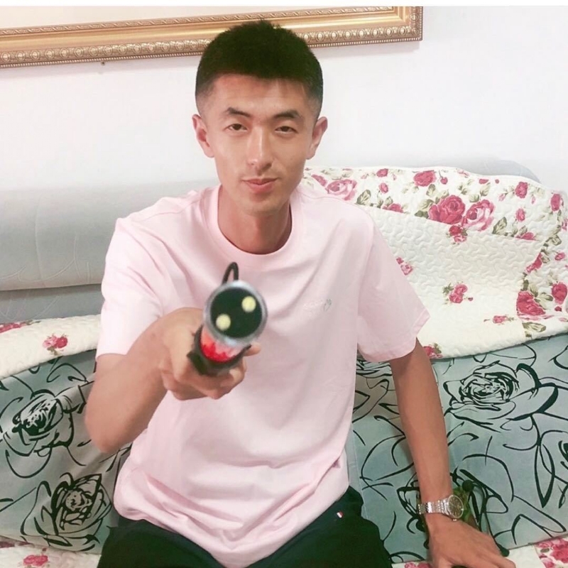 转身留下孤独的她的第一张照片--宁德相亲服务中心