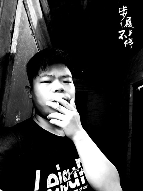 一見鍾情的第三张照片--宁德相亲服务中心