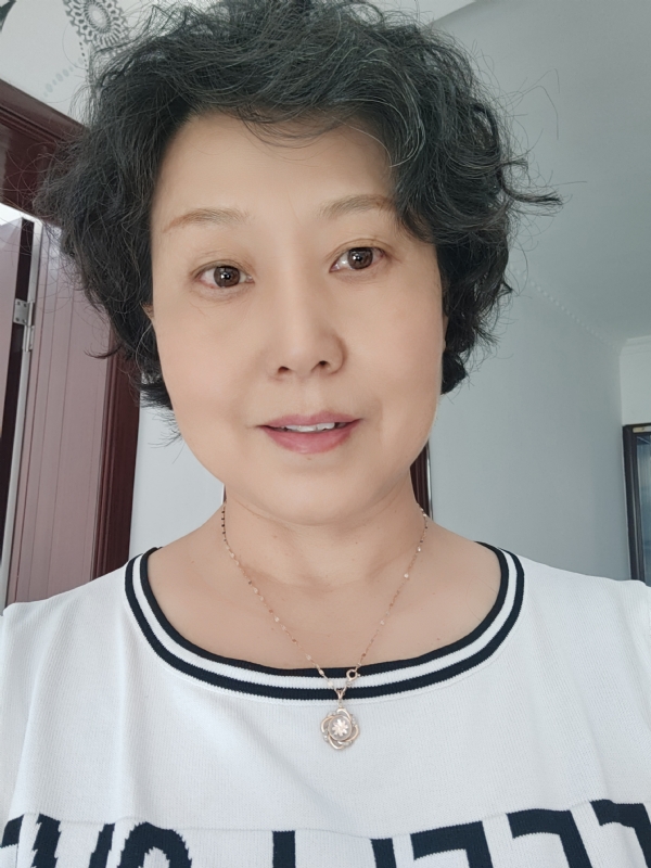 甜果的第一张照片--宁德相亲服务中心