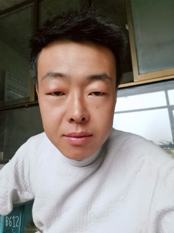缺爱80后的第一张照片--宁德相亲服务中心