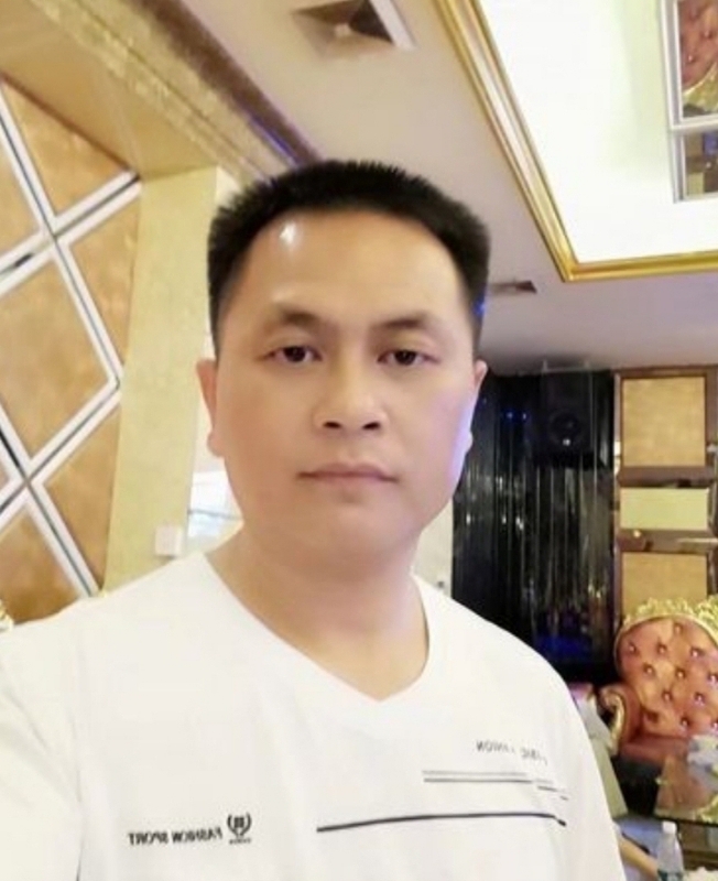 小梁的第一张照片--宁德相亲服务中心