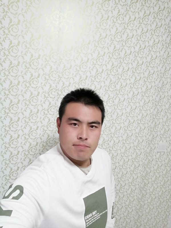 看草莓在跳舞的第一张照片--宁德相亲服务中心