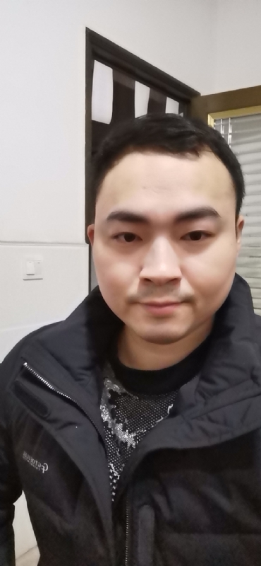 老实人的第一张照片--宁德相亲服务中心