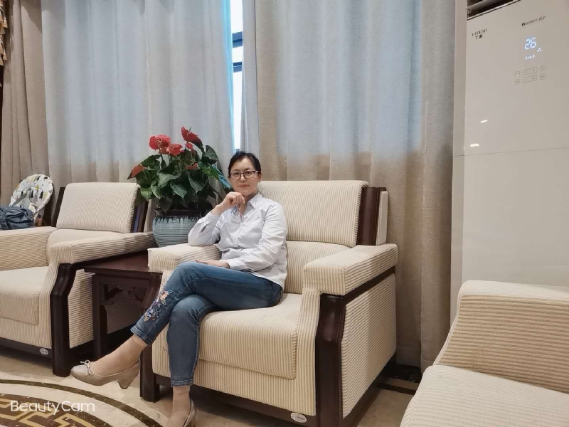 秋水伊人的第一张照片--宁德相亲服务中心