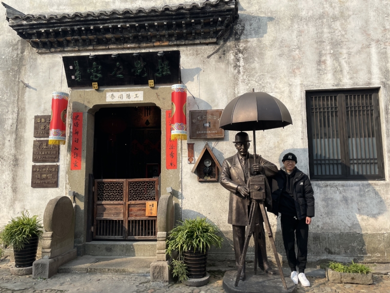 喝可乐的猫的第一张照片--宁德相亲服务中心