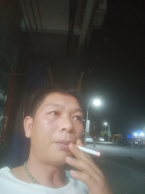 善解人意的第一张照片--宁德相亲服务中心