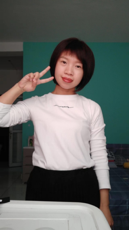 向日葵的第一张照片--宁德相亲服务中心