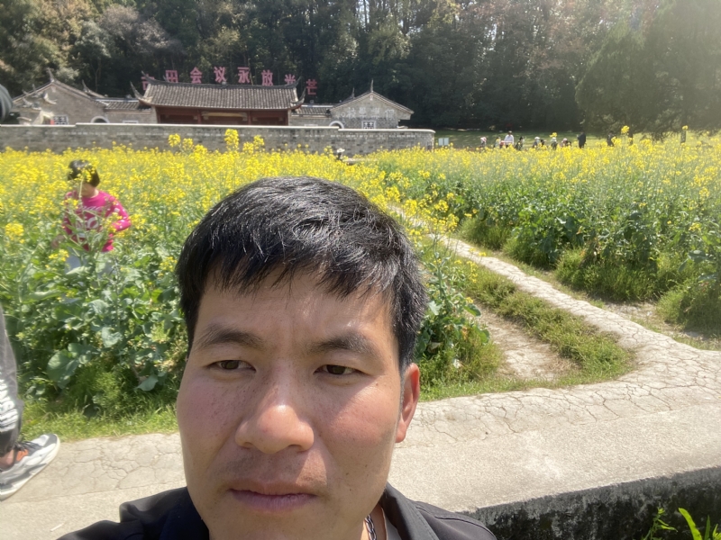 开心的第一张照片--宁德相亲服务中心