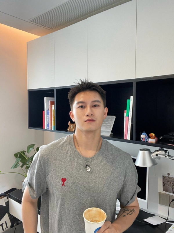 月光之下的第二张照片--宁德相亲服务中心