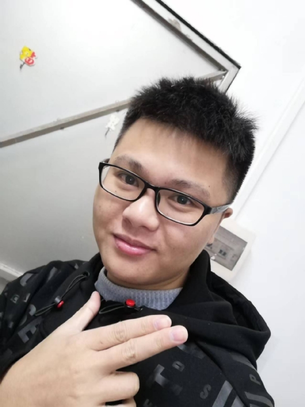 小小梦执的第一张照片--宁德相亲服务中心