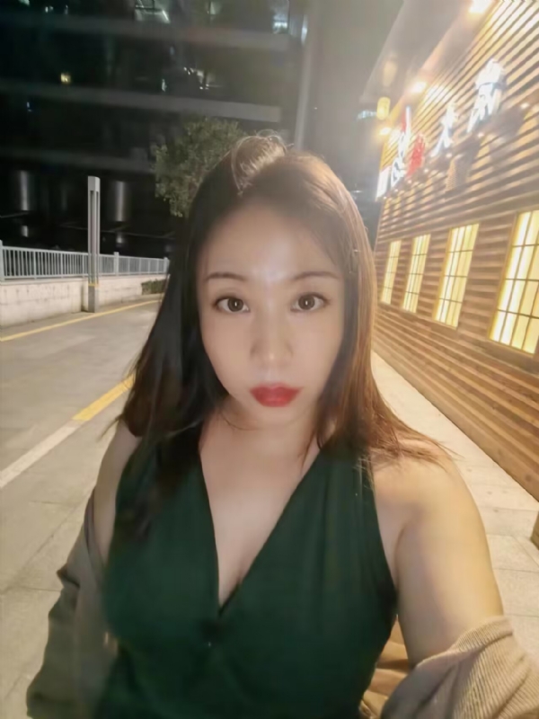 叶子青青的第三张照片--宁德相亲服务中心