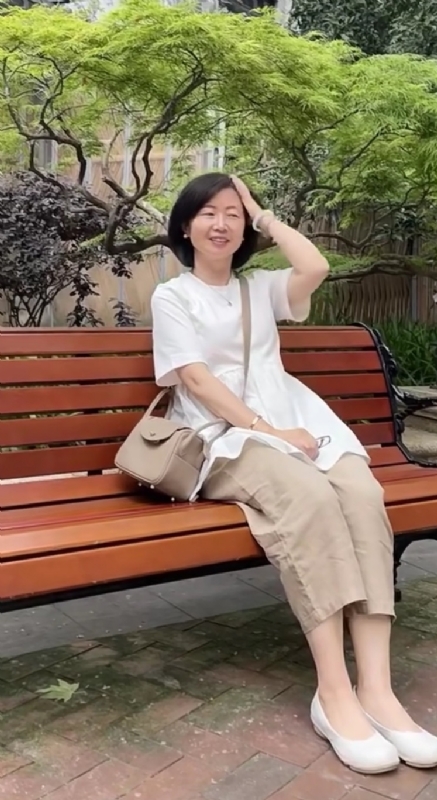 千年老母猪的第三张照片--宁德相亲服务中心