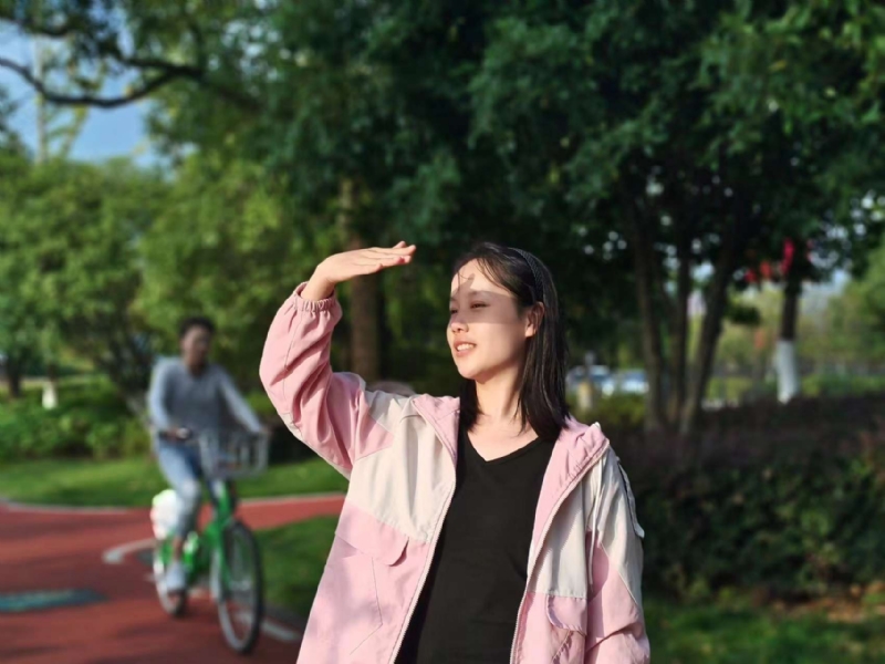 达拉崩吧的第一张照片--宁德相亲服务中心