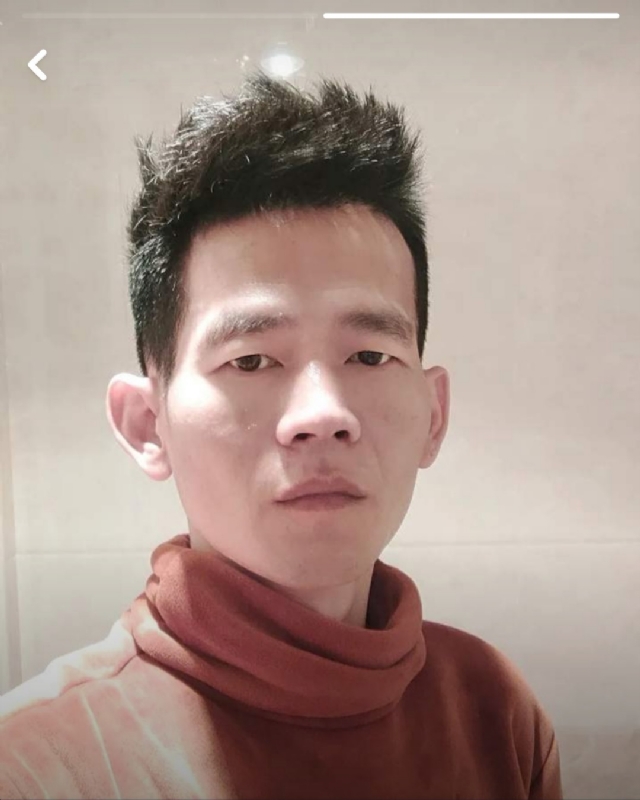 白了少年头的第一张照片--宁德相亲服务中心