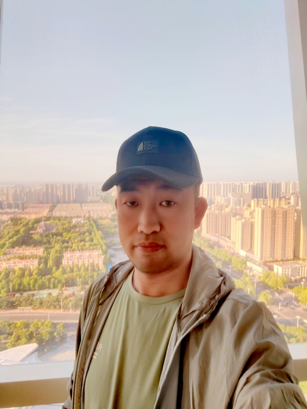 勇攀高峰的第一张照片--宁德相亲服务中心