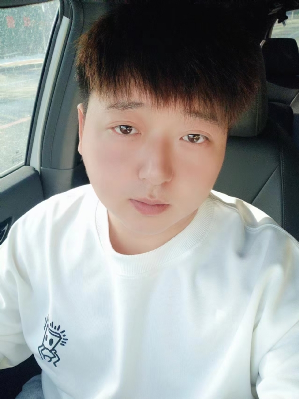 可乐加冰的第一张照片--宁德相亲服务中心