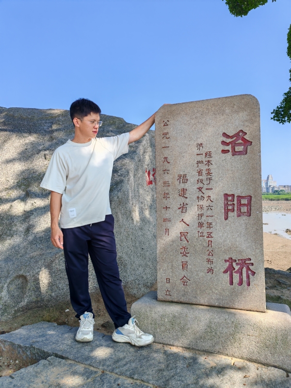 风尘的第一张照片--宁德相亲服务中心
