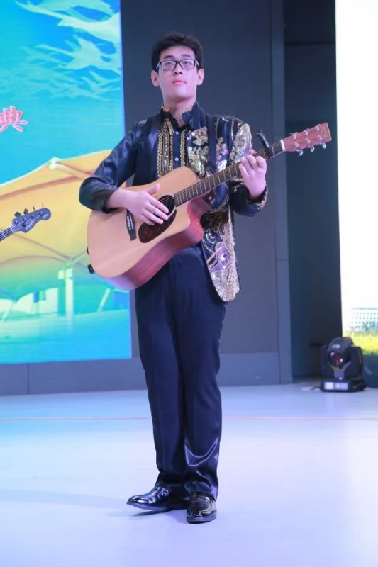 一叶知秋ZG的第一张照片--宁德相亲服务中心