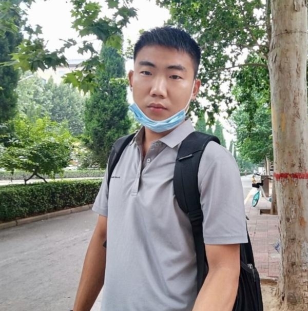 90年男征婚的第一张照片--宁德相亲服务中心