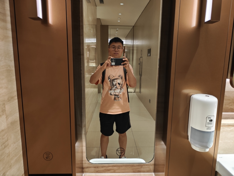 麒麟区幼儿园扛把子的第一张照片--宁德相亲服务中心