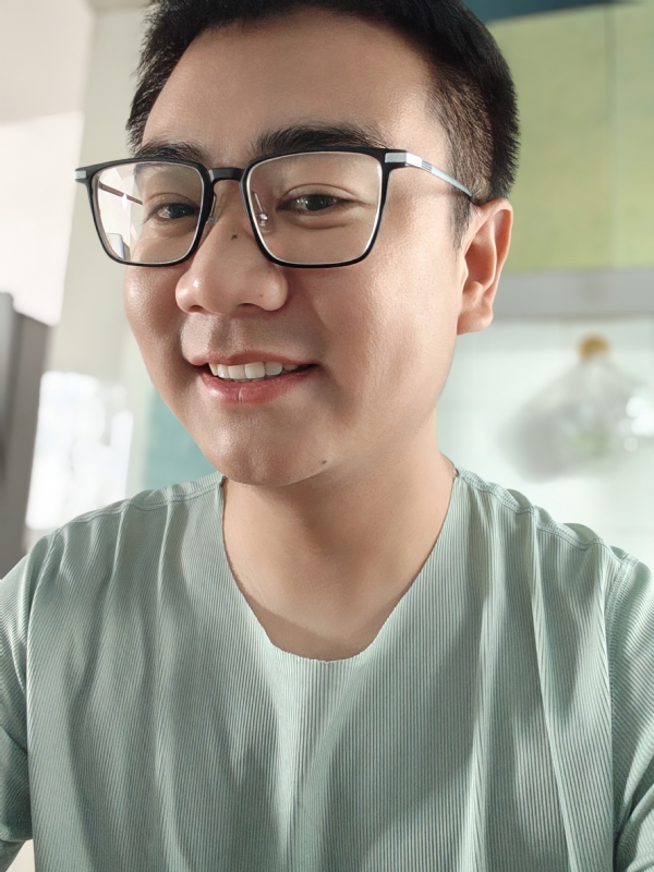 田田向上的第一张照片--宁德相亲服务中心