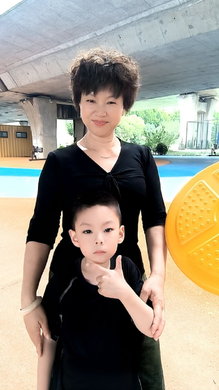 火凤凰的第一张照片--宁德相亲服务中心